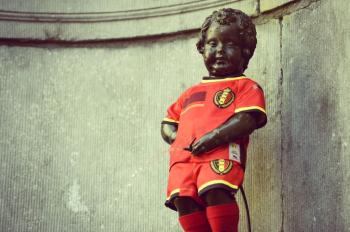 manneken pis maillot équipe nationale de belgique diables rouges paris sportifs